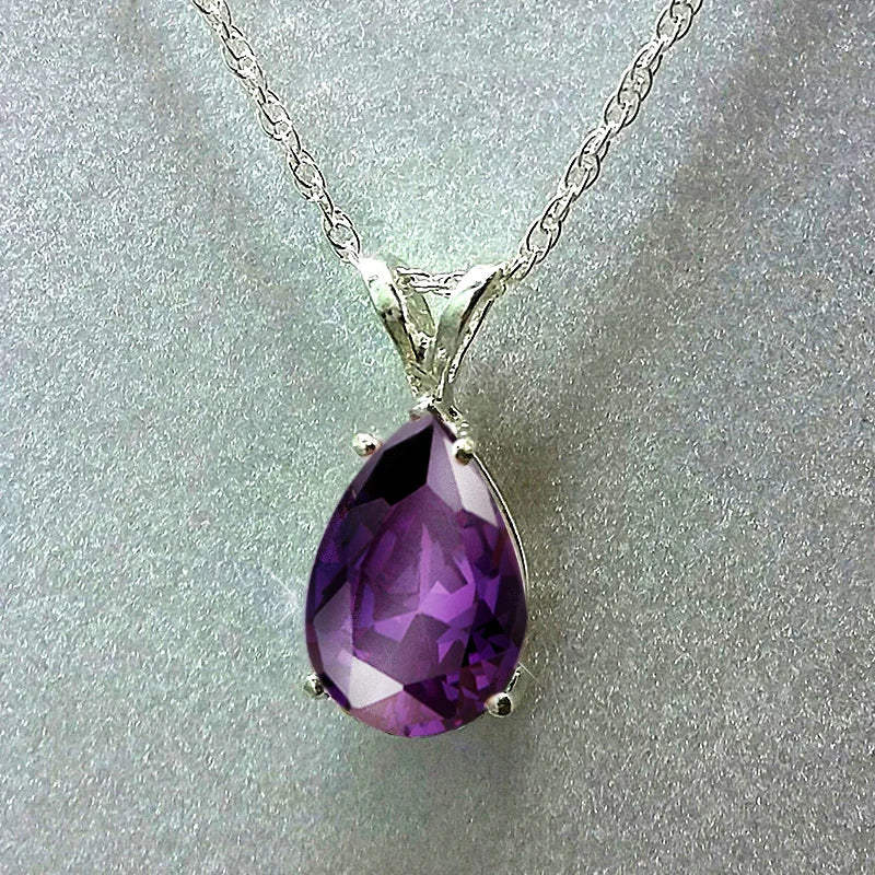 Elegant Water Drop Crystal Necklace – Perfect Wedding & Anniversary Gift