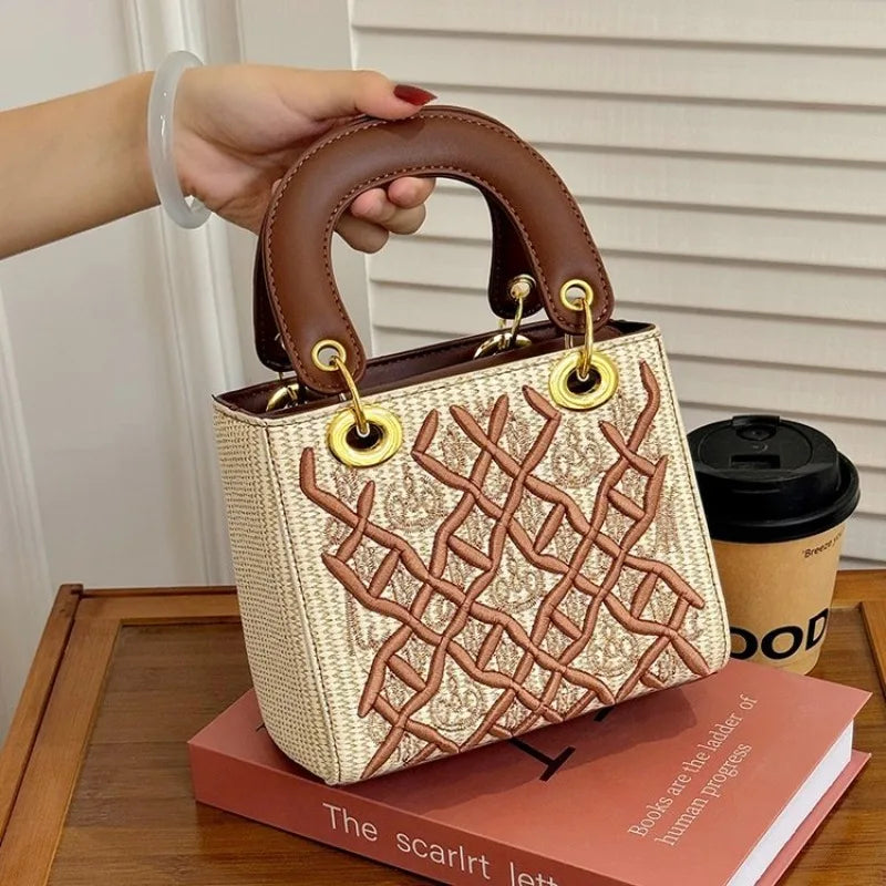 Luxury Leather Crossbody Bag. Fashionable & Functional