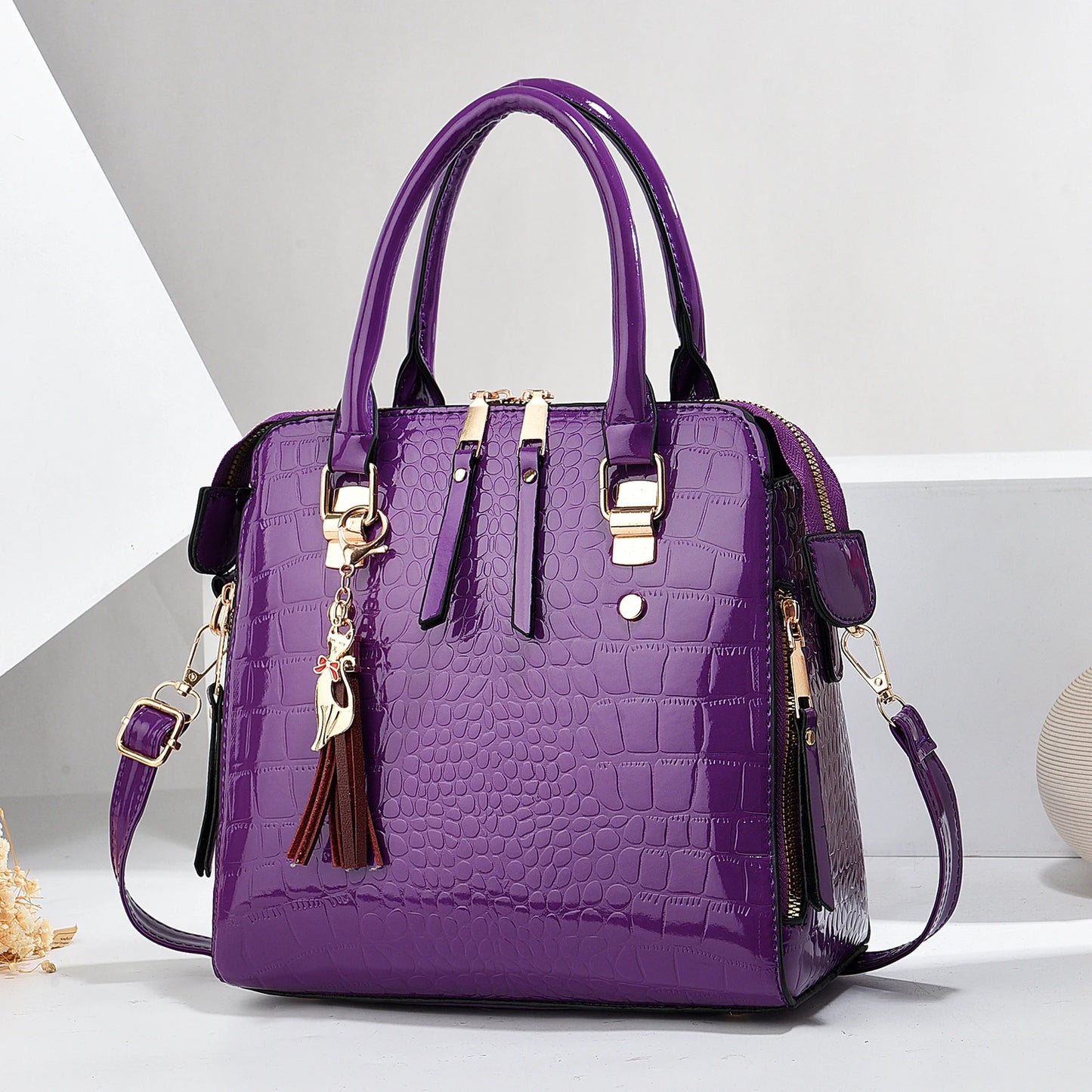Luxurious Crocodile Embossed Leather Tote | Elegant Crossbody Satchel