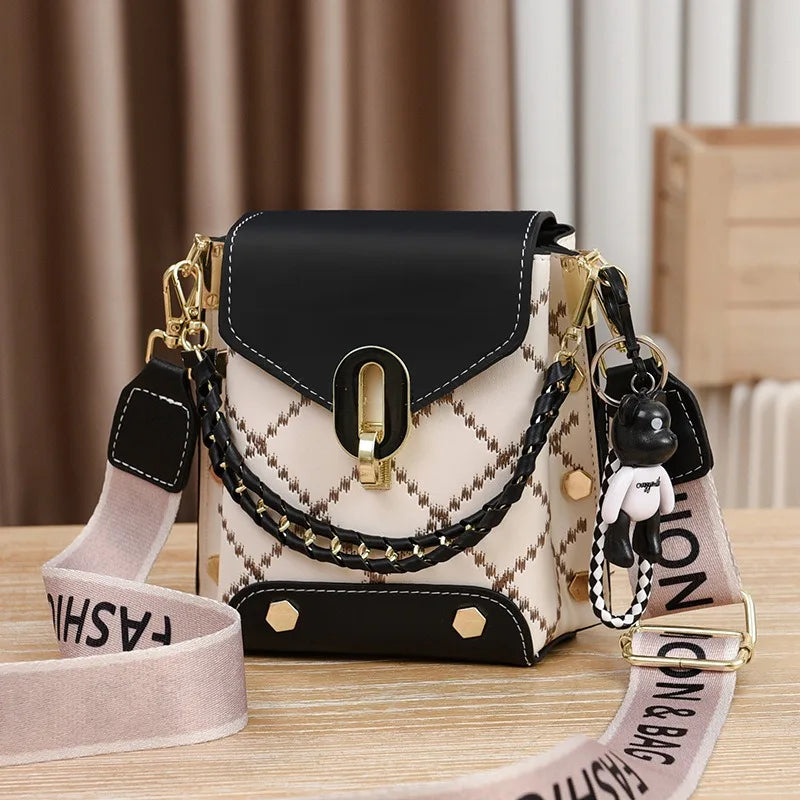 Minimalist Mini Square Bag – Versatile Crossbody & Shoulder Phone Purse