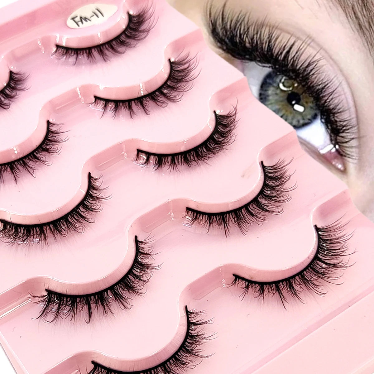 3D Fluffy Cat Eye Lashes – Soft, Wispy Natural Glam (5-Pair Set)