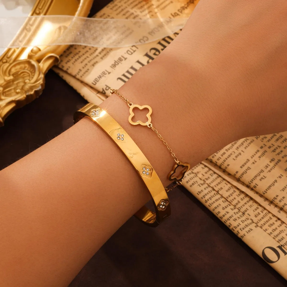 Lucky Clover & Heart Matching Bracelet Set - Stainless Steel Zircon Stack