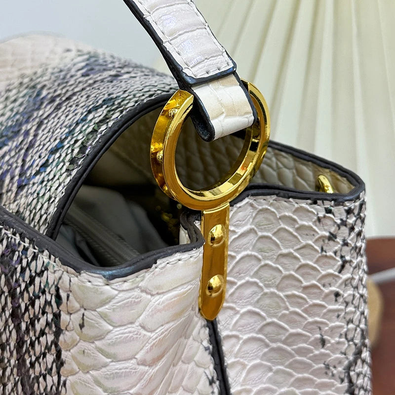 Luxe Solid Leather Crossbody – Elegant Women’s Handbag with Signature Gold Chain Strap