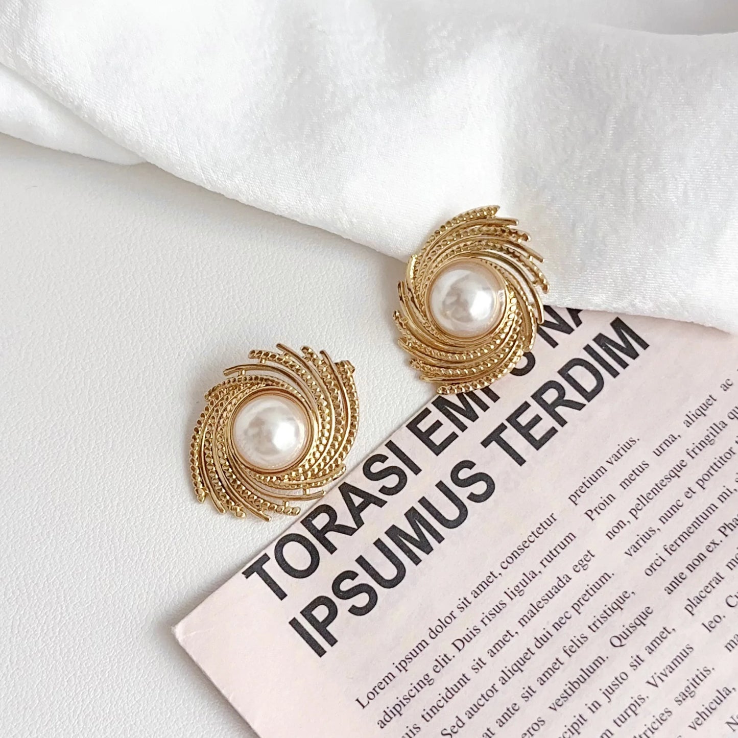 Gold Eye Shape Statement Earrings | Vintage Pearl Drop Dangle Earrings