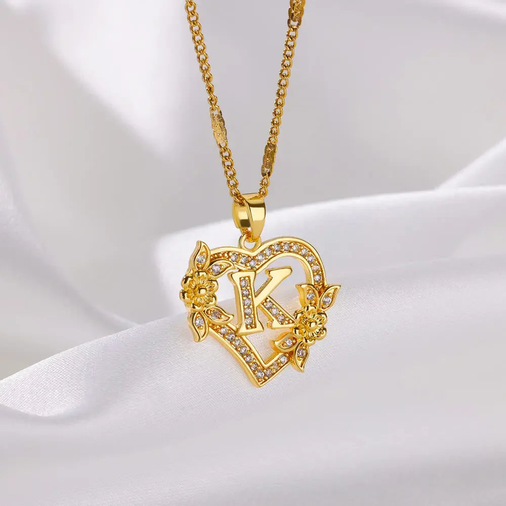 Custom Heart Initial Pendant Necklace – Gold Tarnish-Free Stainless Steel