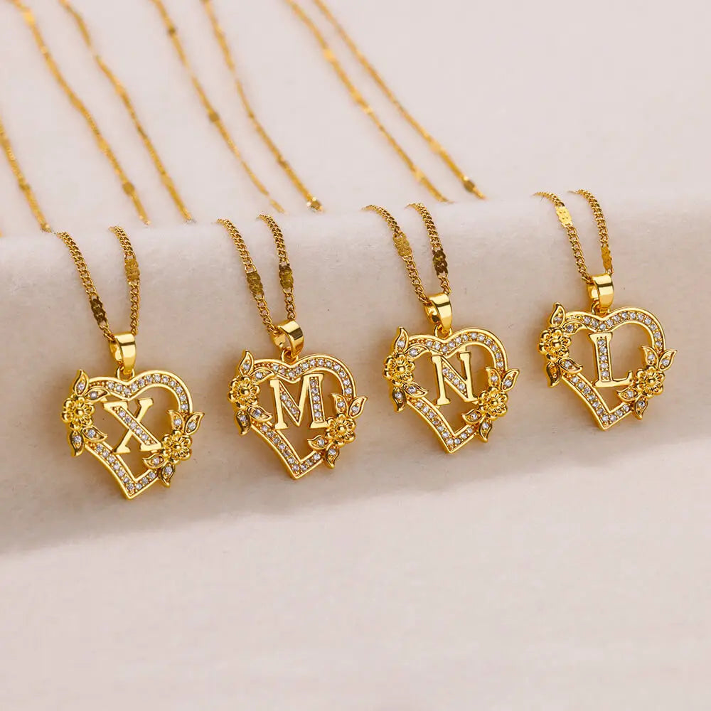 Custom Heart Initial Pendant Necklace – Gold Tarnish-Free Stainless Steel