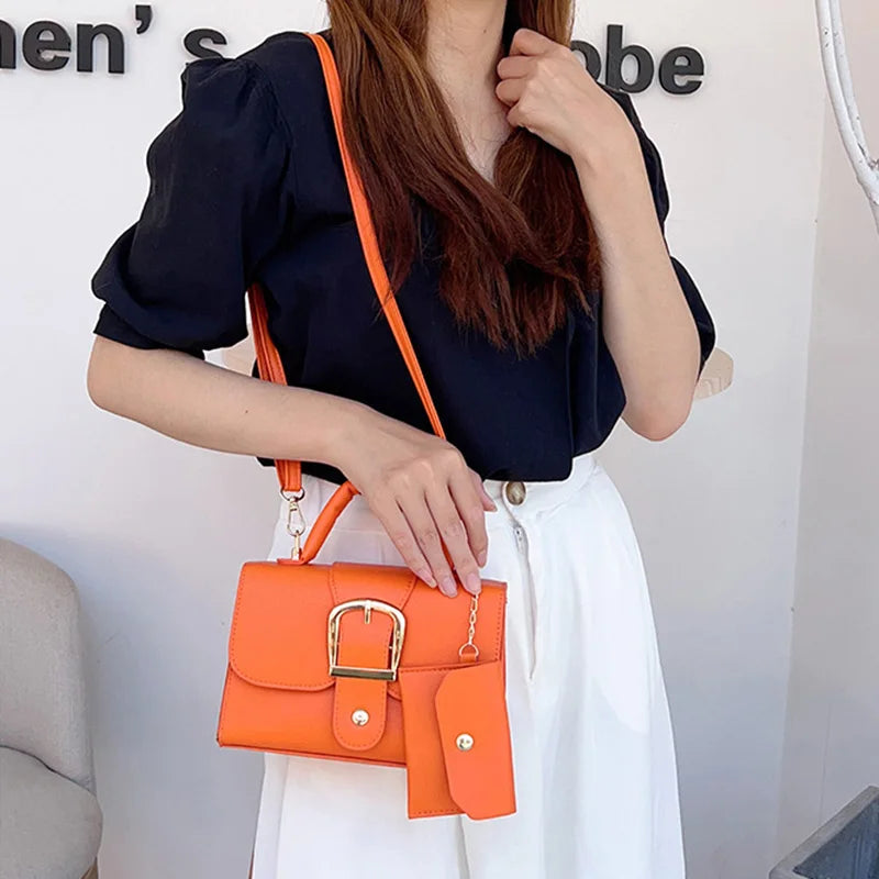 Modern Square Crossbody Bag for Women – Minimalist PU Leather Camera Bag with Adjustable Strap – Stylish Small Handbag for Daily Commute & Travel