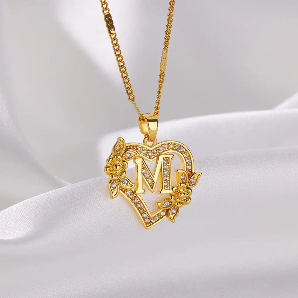 Custom Heart Initial Pendant Necklace – Gold Tarnish-Free Stainless Steel