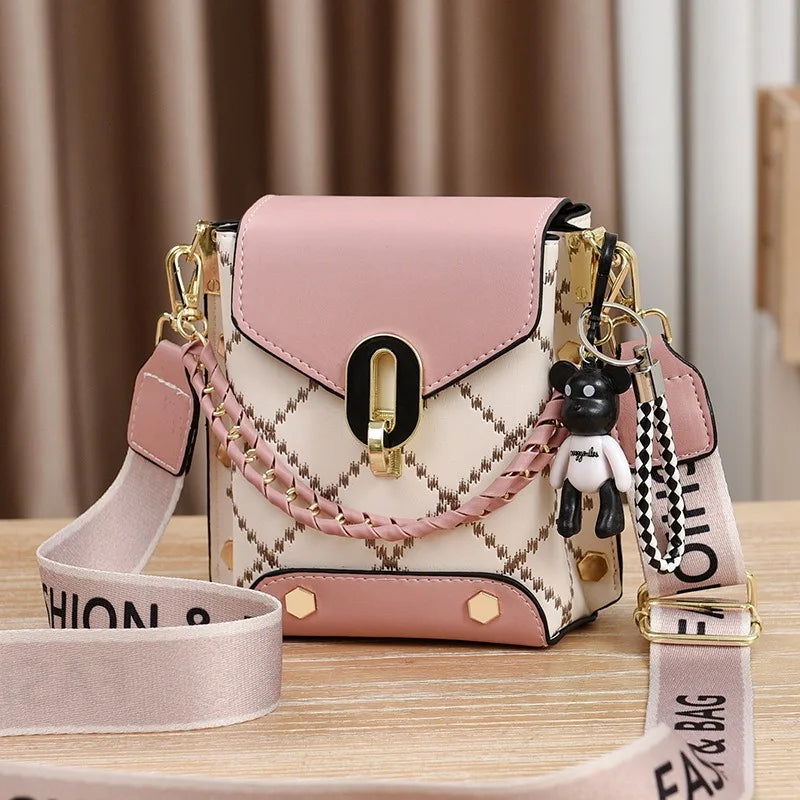 Minimalist Mini Square Bag – Versatile Crossbody & Shoulder Phone Purse