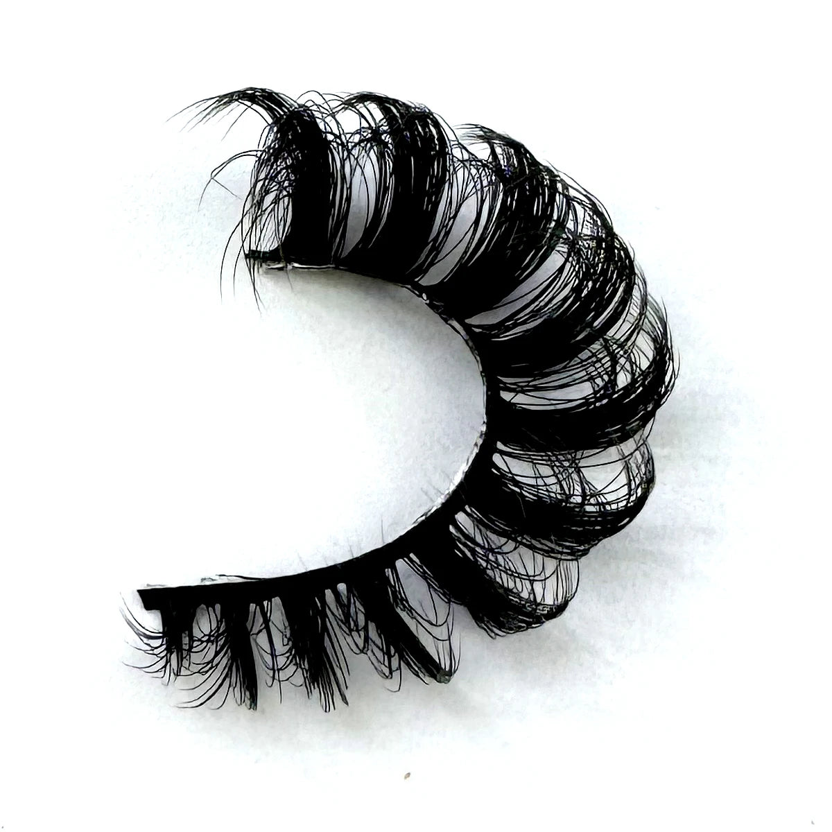 3D Fluffy Cat Eye Lashes – Soft, Wispy Natural Glam (5-Pair Set)