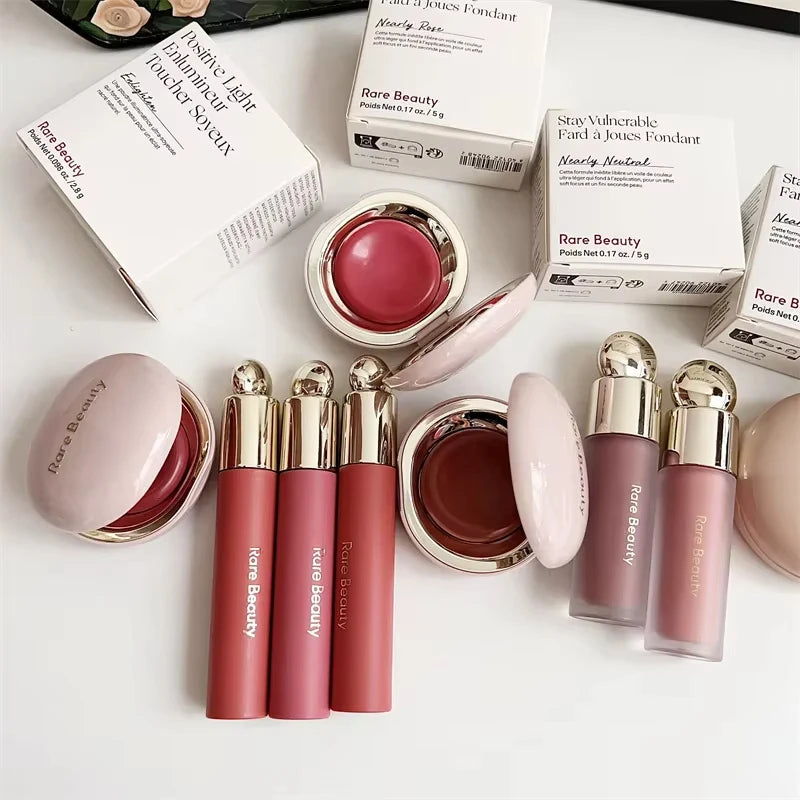 Hydrating Melting Cream Blush – Nourishing Cheek Glow with a Pearl Finish