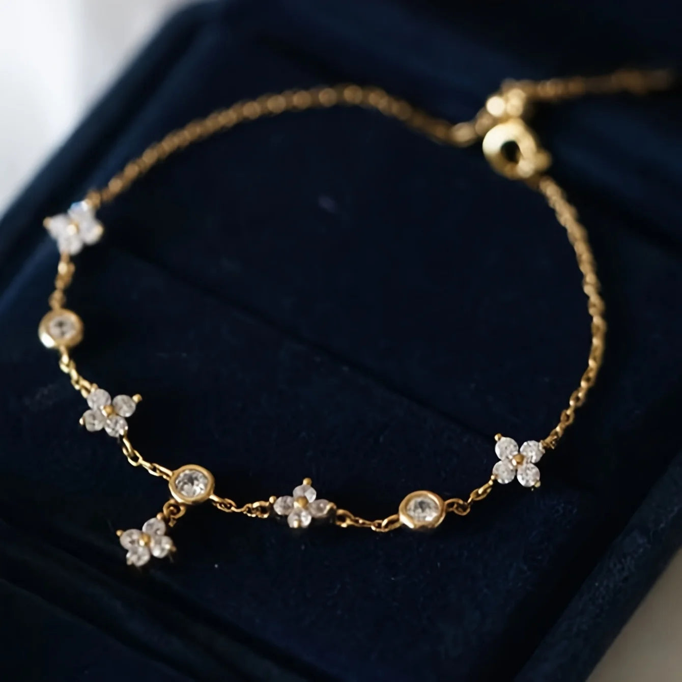 Luxury 925 Sterling Silver Clover Anklet – Dainty CZ Crystal Lucky Flower Charm Foot Jewelry for Women